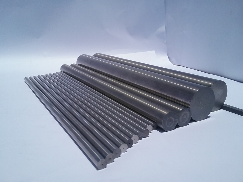 Barra perforada de Carburo de Tungteno.